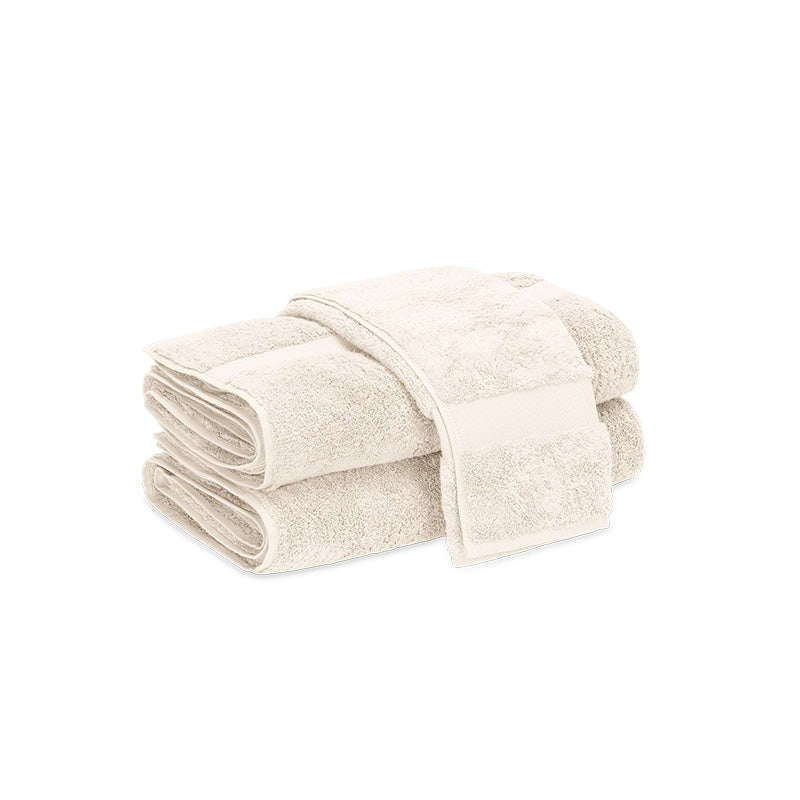 Lotus Fingertip Towel - Home Basics Panamá